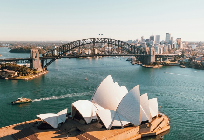 Sydney Caleb Jmuyb Libro Unsplashjpeg